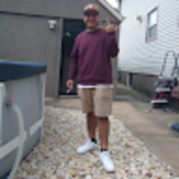 Meet your Posher, Jean carlos - Picture 1 of 1